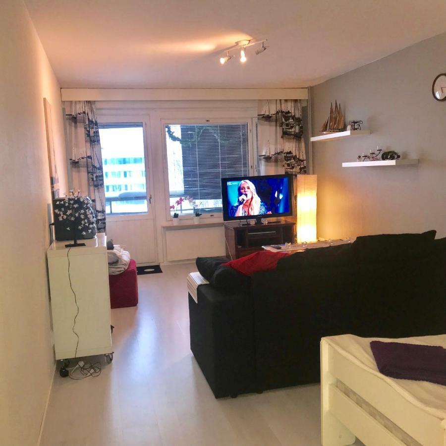 Kemi City L Near Snowcastle, 2 Rooms, Kitchen, Glazed Balcony, Free Parking On Street Exterior foto